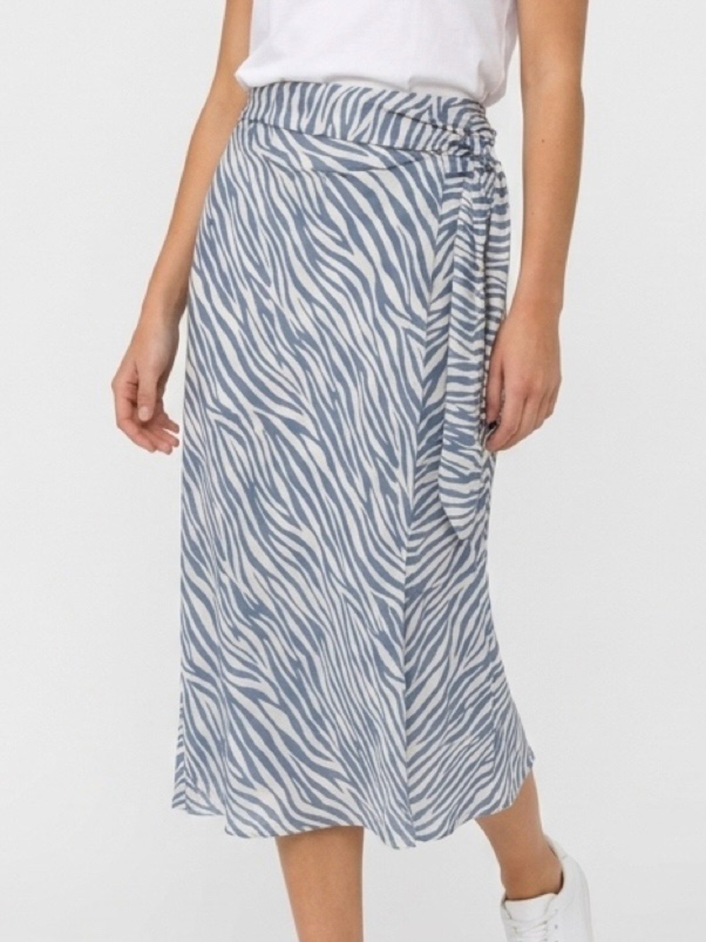 NWT Anthropologie J.O.A. Cerise Zebra Print Midi Skirt Blue White Size S